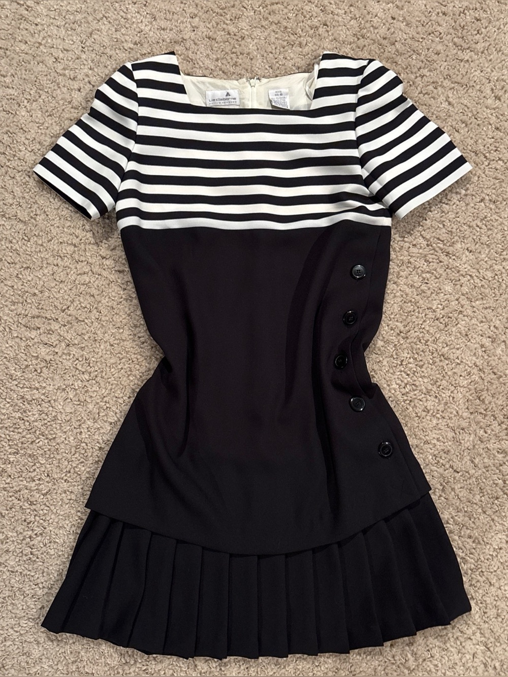 Liz Claiborne Petite Size 6 Black & White Striped Short Sleeve Button Dress